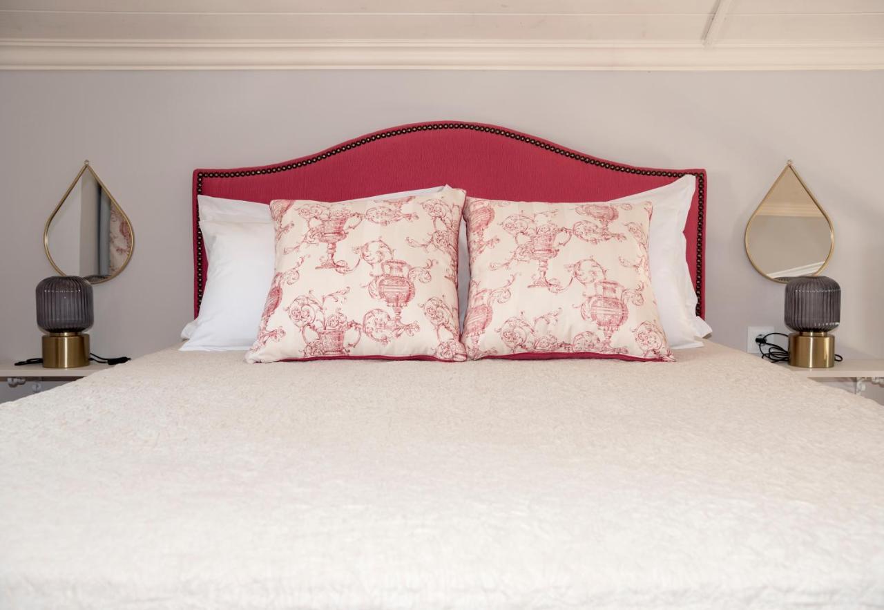 Nafsika Suites (Adults Only) Nea Moudania Buitenkant foto
